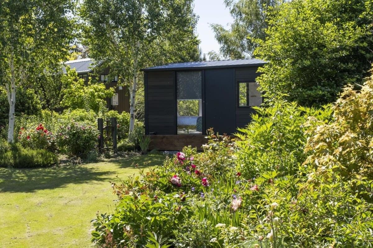 Tiny Away Benger Garden 2 By Tiny Away Villa Millers Flat Exterior photo